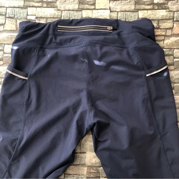 Athleta Quick Dry Lightweight Cropped Pants Sz S - Picture 3 of 11